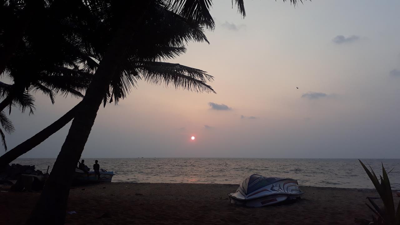 Anicia Beach House Negombo Exterior photo
